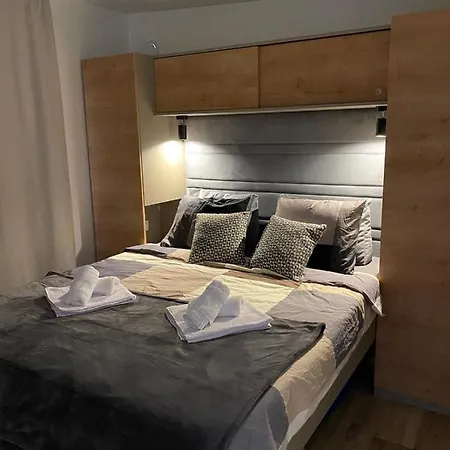 Apartman Mobile Luna Biograd na Moru